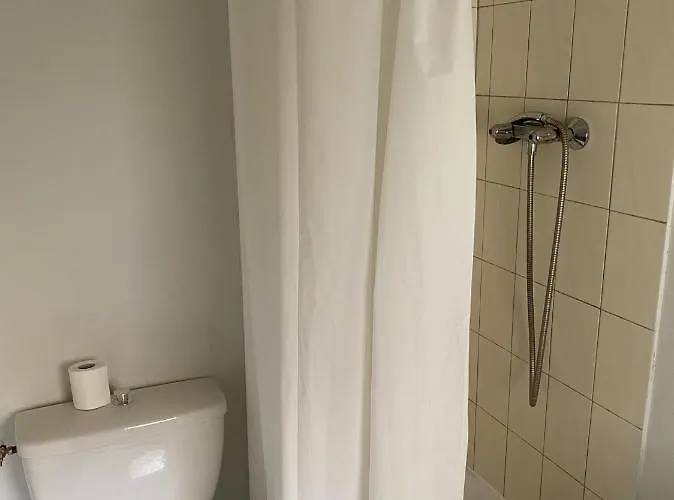 Le Nid - Place Emile Zola / Parking Gratuit * Дижон